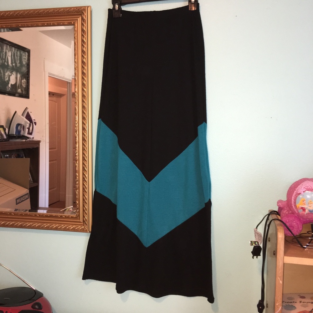 Chevron maxi skirt